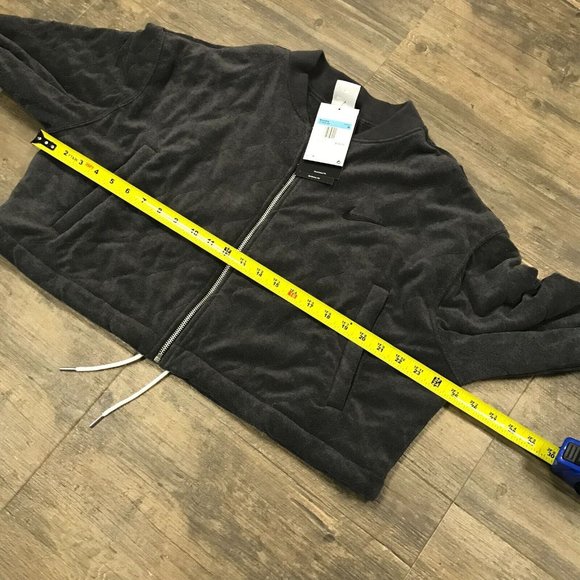Nike Sportswear Cropped Women's Terry Quilted Jacket Gray Medium DV7826-060 $145 - Picture 9 of 9